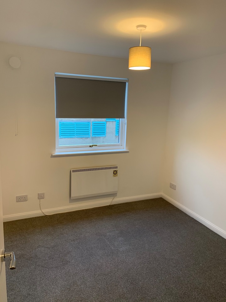 Johnstone 2 Bed Flat, Church Street, PA5 To Rent Now for £675.00 p/m