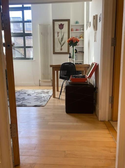 Studio Flat, Lagare Apartments, SE1, N1 7GU photo 5