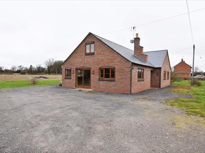 4 Bed Bungalow, North Road, HR6