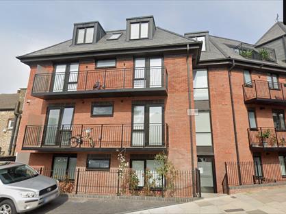 2 Bed Flat, Dollis Road, N3