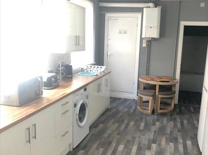 3 Bed Terraced House, Melrose Street, HU3