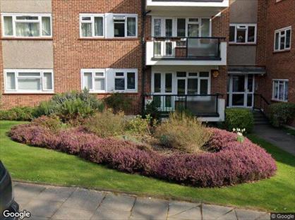3 Bed Flat, Holders Hill Road, NW4