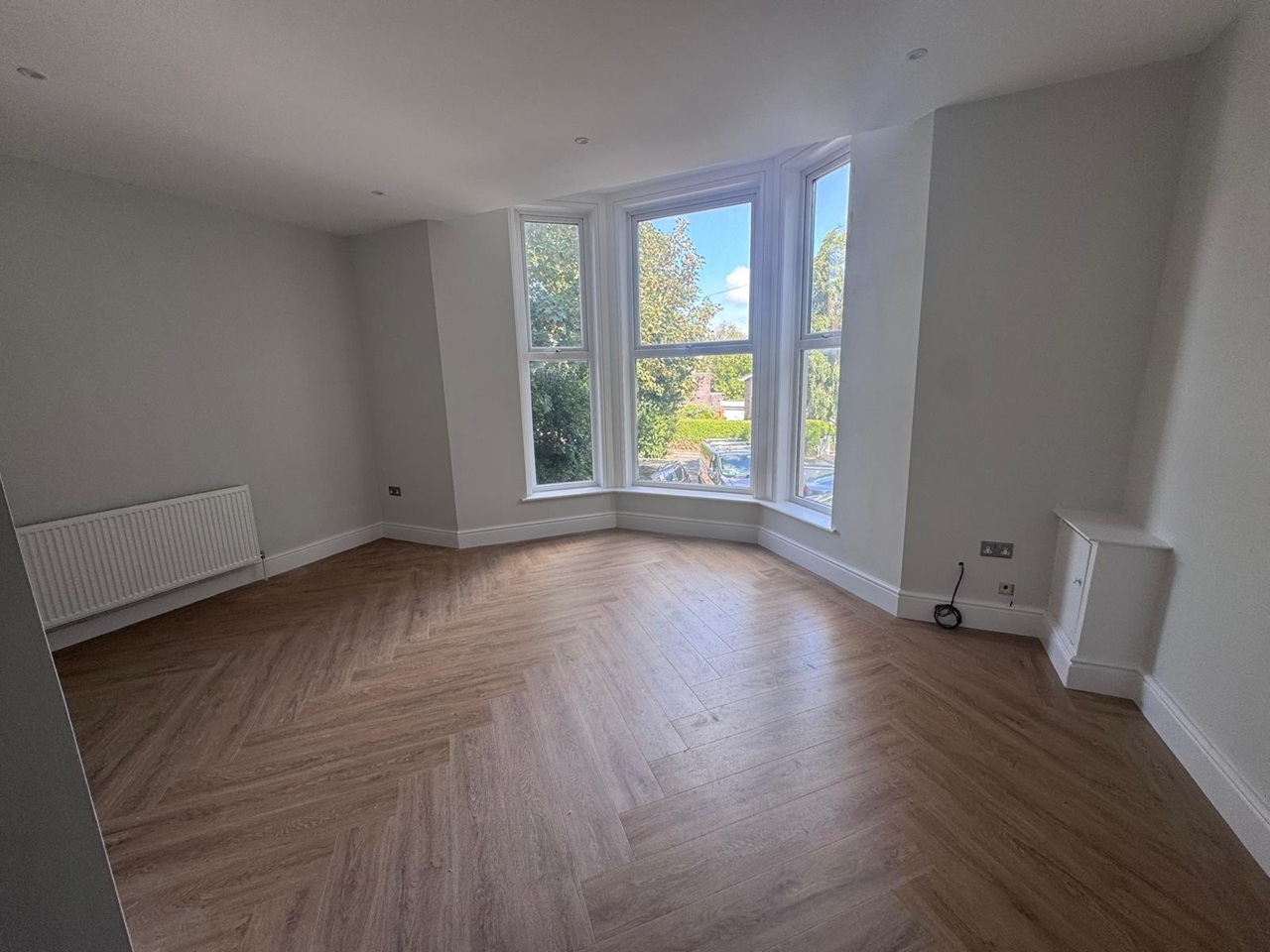2 Bed Flat, Oxton, CH43