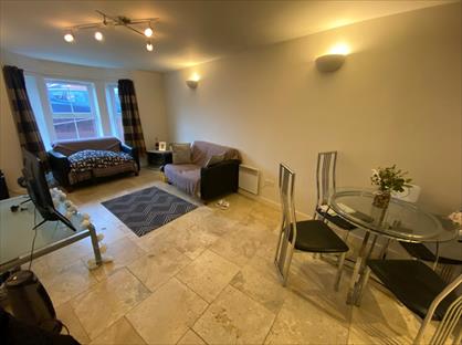 1 Bed Flat, The Junxion, LS5