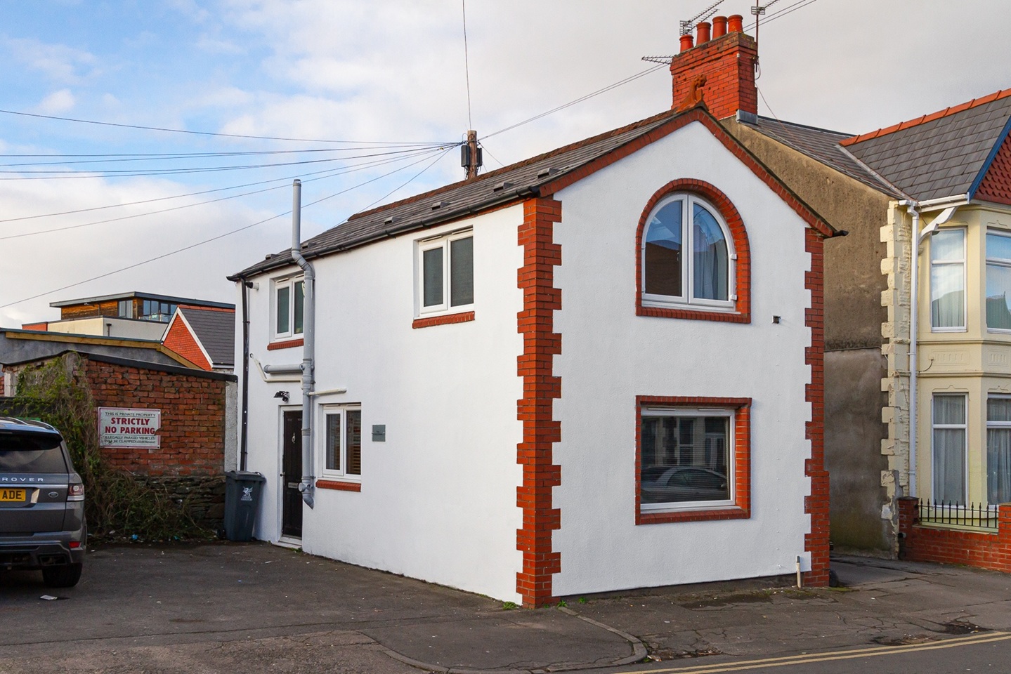 2 Bed Detached House, Banastre Avenue, CF14
