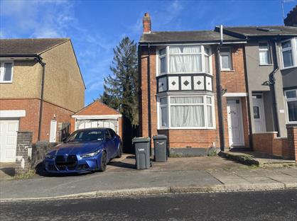 2 Bed Semi-Detached House, St. Winifreds Avenue, LU3