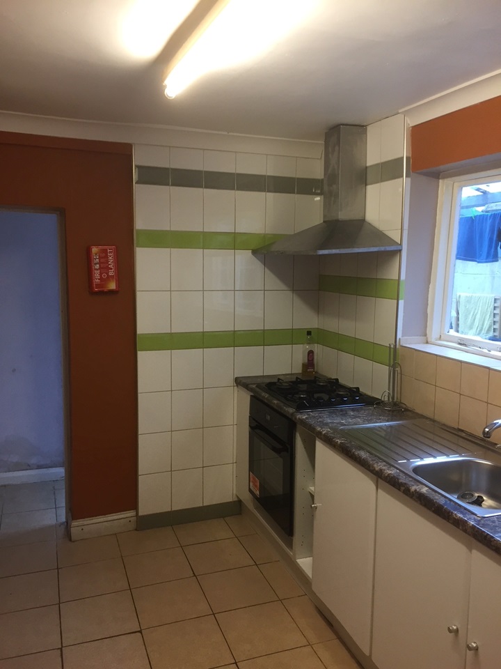 Additional image 4 of Room in a Shared House, Cricket Road, OX4, N1 7GU