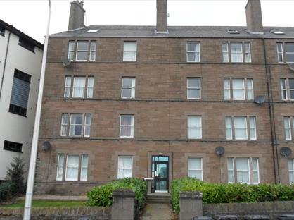 3 Bed Flat, Roseangle, DD1