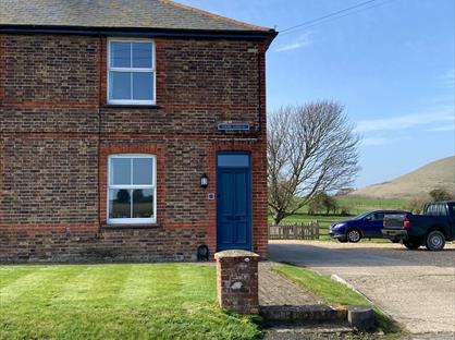 3 Bed End Terrace, Spring Gardens, BN8