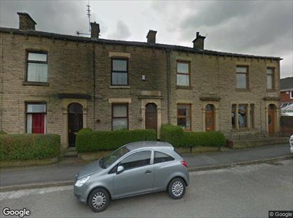 2 Bed Terraced House, Milnrow Road, OL2