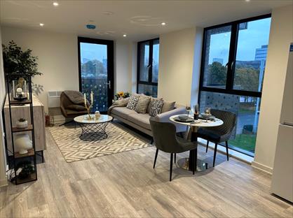 2 Bed Flat, Bevington Bush, L3