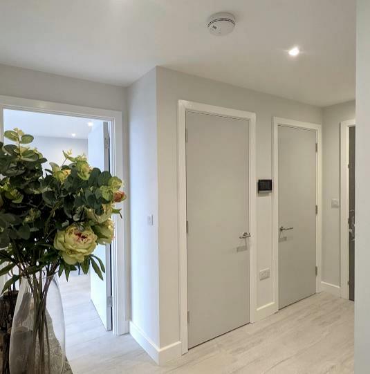 2 Bed Flat, Block B, M5 photo 4