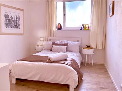 2 Bed Flat, Northcote Road, SW11