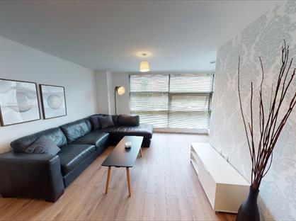 2 Bed Flat, Colquitt Street, L1