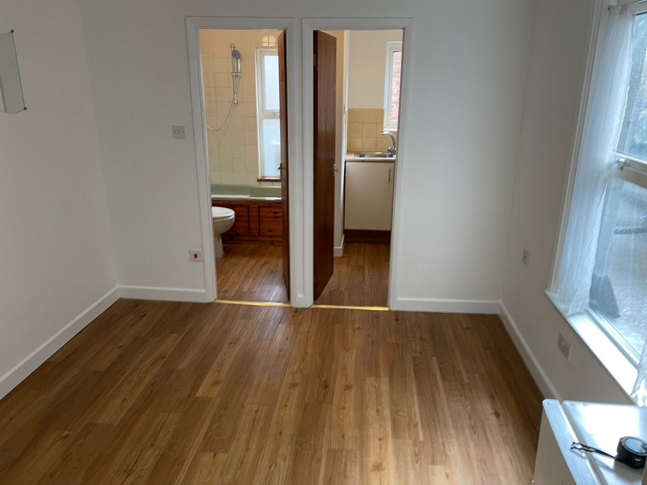 Willesden Studio Flat, Willesden, NW10 To Rent Now for £975.00 p/m