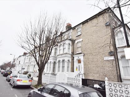 Studio Flat, Netherwood Road, W14