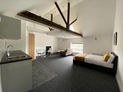 Studio Flat, The Square, DN22