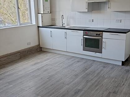 2 Bed Flat, East Street, BS3