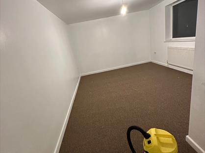 4 Bed End Terrace, Tanhill Close, SK2