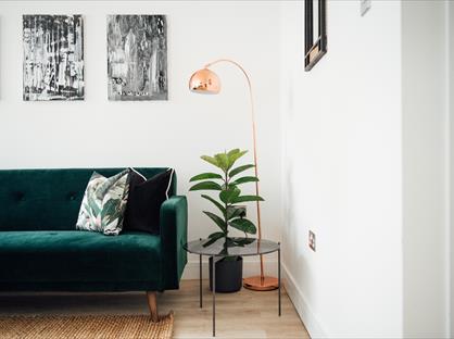 2 Bed Flat, Empress Avenue, IG1