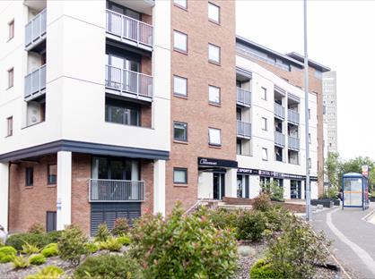 1 Bed Flat, The Quadrant, B1