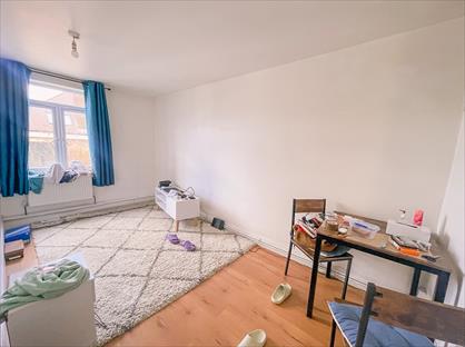1 Bed Flat, Kember Street, N1