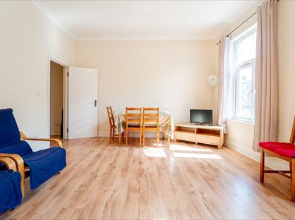 5 Bed Semi-Detached House, Tivoli Road, SE27