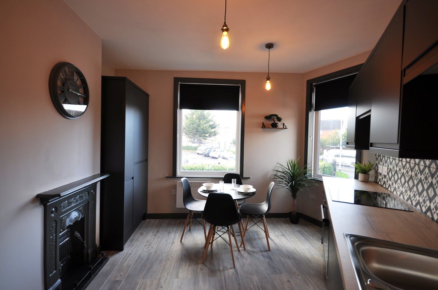 5 Bed Terraced House, Highfield Road, LS13
