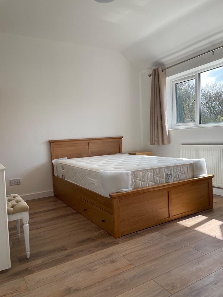 Additional image 9 of 3 Bed Semi-Detached House, Forest Road, CB1, N1 7GU