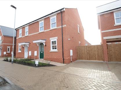 3 Bed Semi-Detached House, Sapphire Crescent, CO4