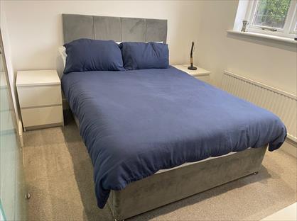 Room in a Shared House, Pine Crescent, SM5