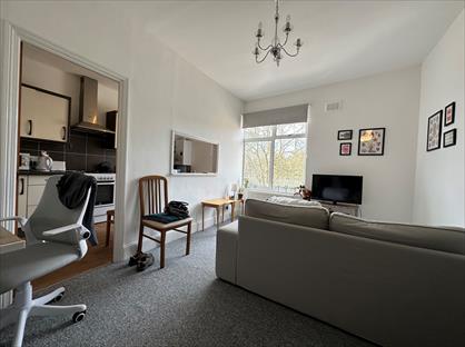 2 Bed Flat, Wightman Road, N4