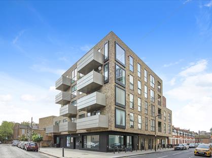 2 Bed Flat, Julius Seal House, E9