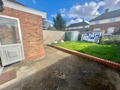 2 Bed Flat, Laburnum Grove, NW9
