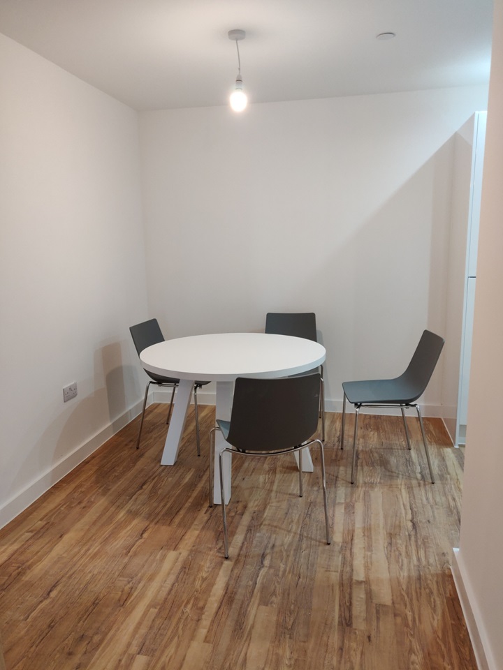 Salford 3 Bed Flat, Michigan Point Tower B, M50 To Rent Now for £