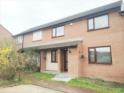 3 Bed Terraced House, Kelvedon Close, SS6