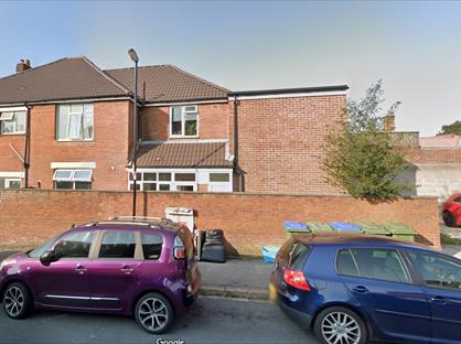 4 Bed Flat, Deacon Road, SO19