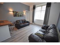 2 Bed Flat, Winton Street, KA22