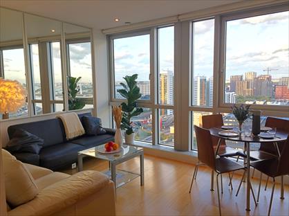 Studio Flat, Ontario Tower, E14