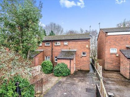 3 Bed Terraced House, Strawberry Hill, M6