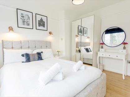 3 Bed Semi-Detached House, Bank Lane, M6
