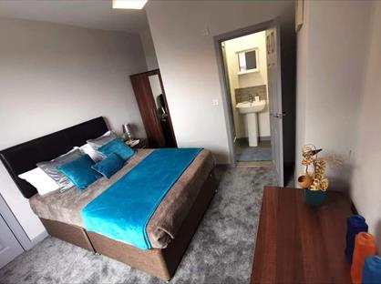 Room in a Shared House, Terrace Rd, S62