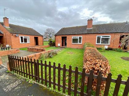1 Bed Bungalow, Rudge Grove, HR1