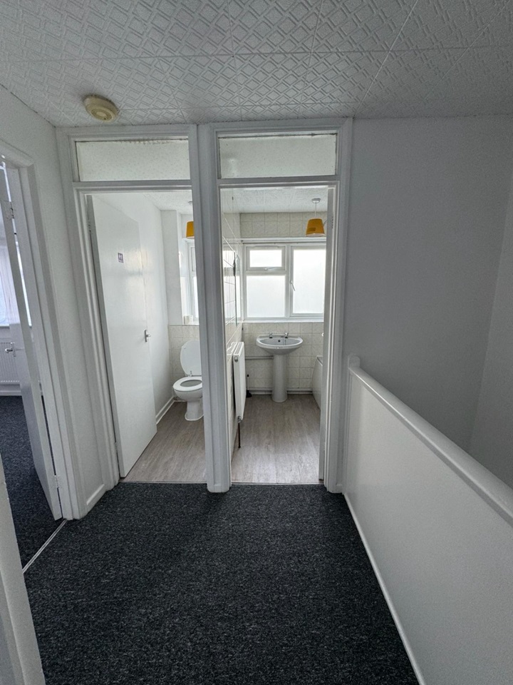 Luton 3 Bed SemiDetached House, Leagrave High Street, LU4 To Rent