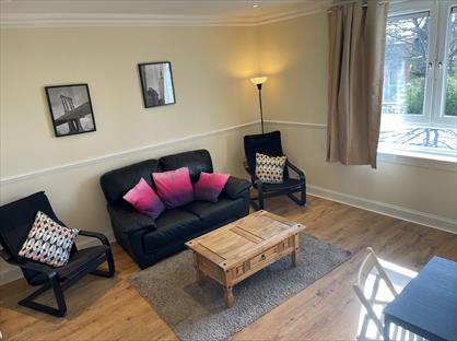 2 Bed Flat, Stenhouse Drive, EH11