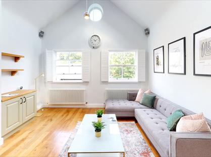 2 Bed Flat, Clarence Street, L3