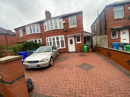 3 Bed Semi-Detached House, Parrs Wood Road, M20