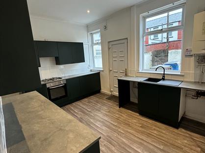 2 Bed Terraced House, Glebe Street, WN7