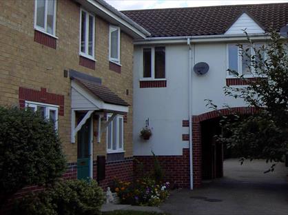 1 Bed Terraced House, Epping Way, CM8