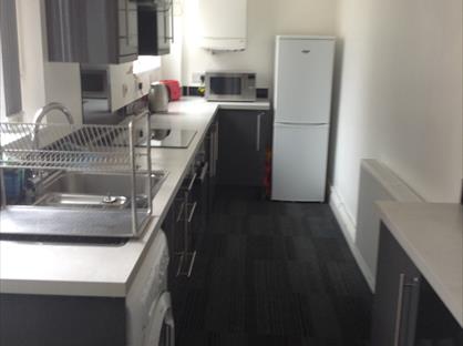 Room in a Shared House, Imperial Road, NG9